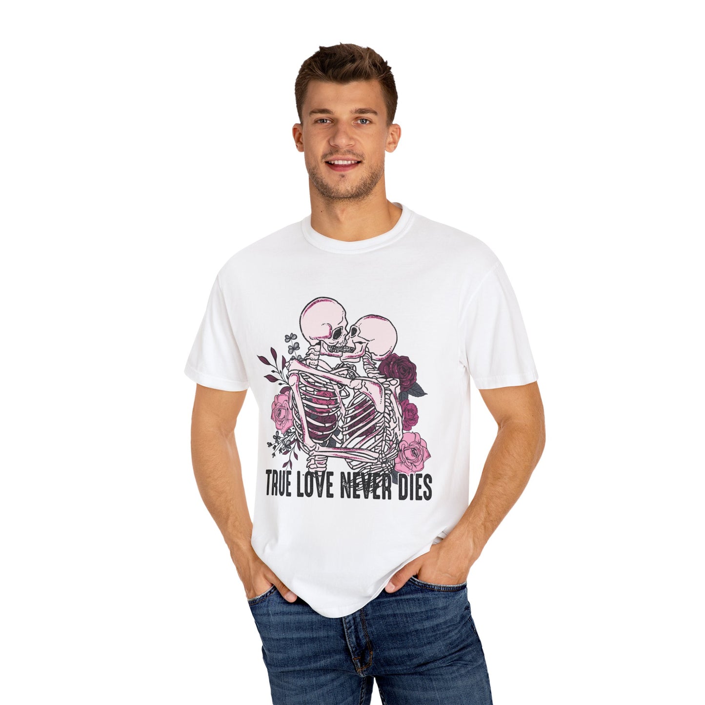 True Love Never Dies Skeleton T-Shirt, Cute Romantic Tee for Couples, Boho Style Gift, Halloween Wear, Everyday Casual Top
