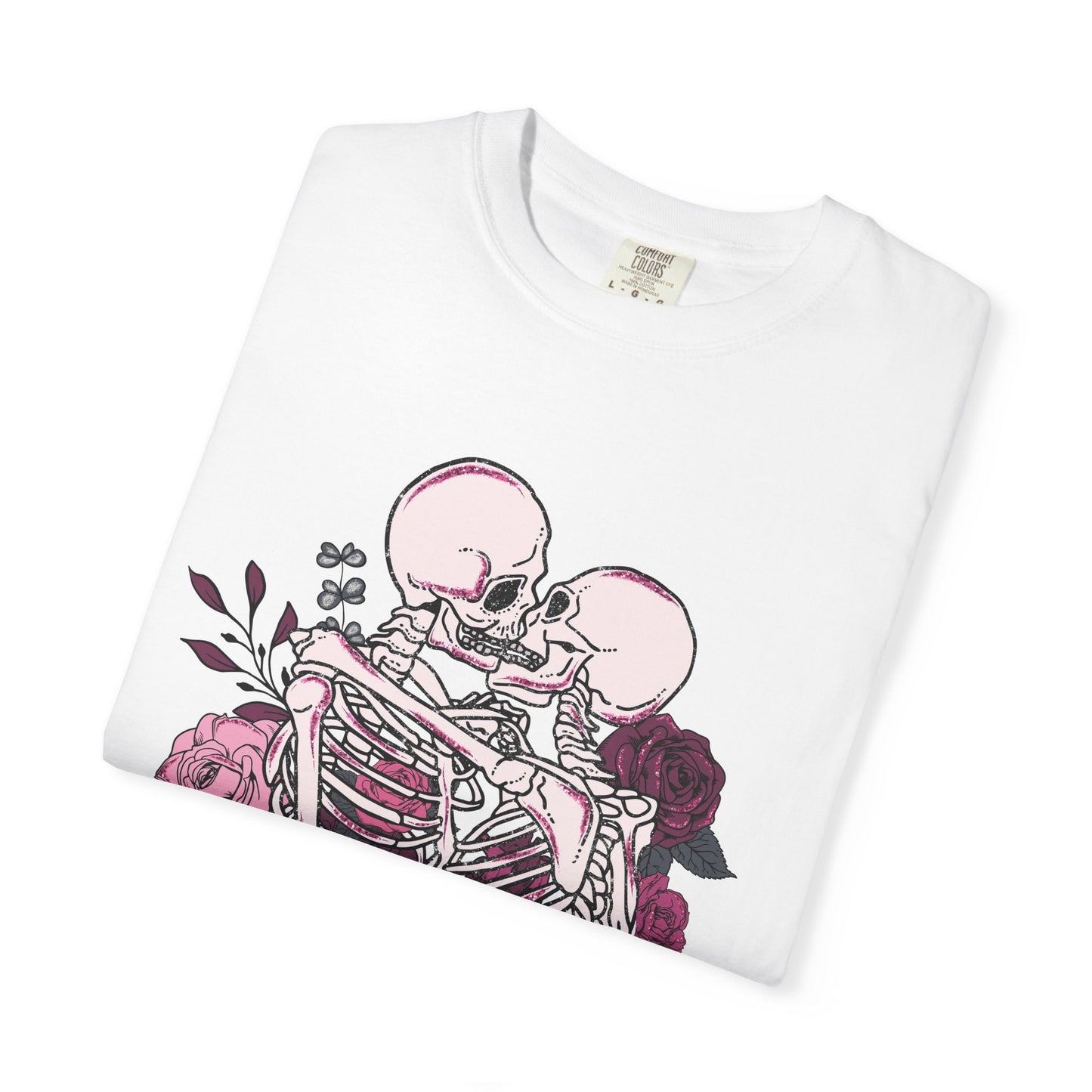 True Love Never Dies Skeleton T-Shirt, Cute Romantic Tee for Couples, Boho Style Gift, Halloween Wear, Everyday Casual Top